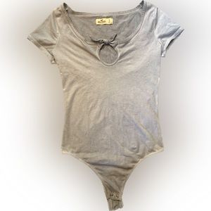 Silver hollister bodysuit (small)